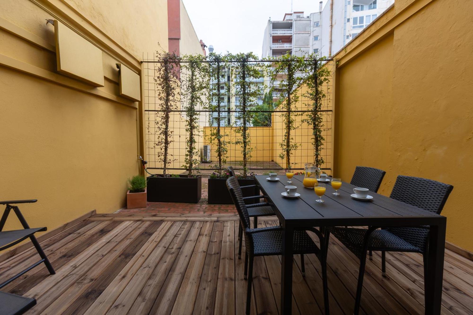 Apartamentos Enfrente Del Museo Dali Figueres  Szoba fotó